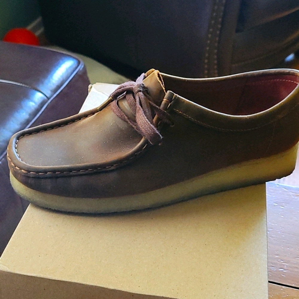 Clark's Original Wallabees Women Size 10